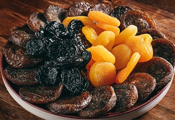Dried_Fruit_Platter_tsiskvili