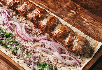 Mixed_Meat_Kebab_tsiskvili